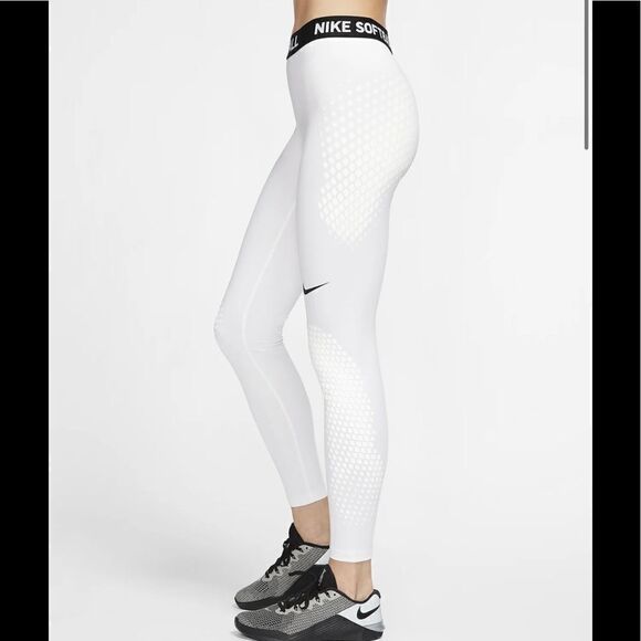 Nike Dri-FIT Vapor Women's Slider Softball Tights - Picture 4 of 9